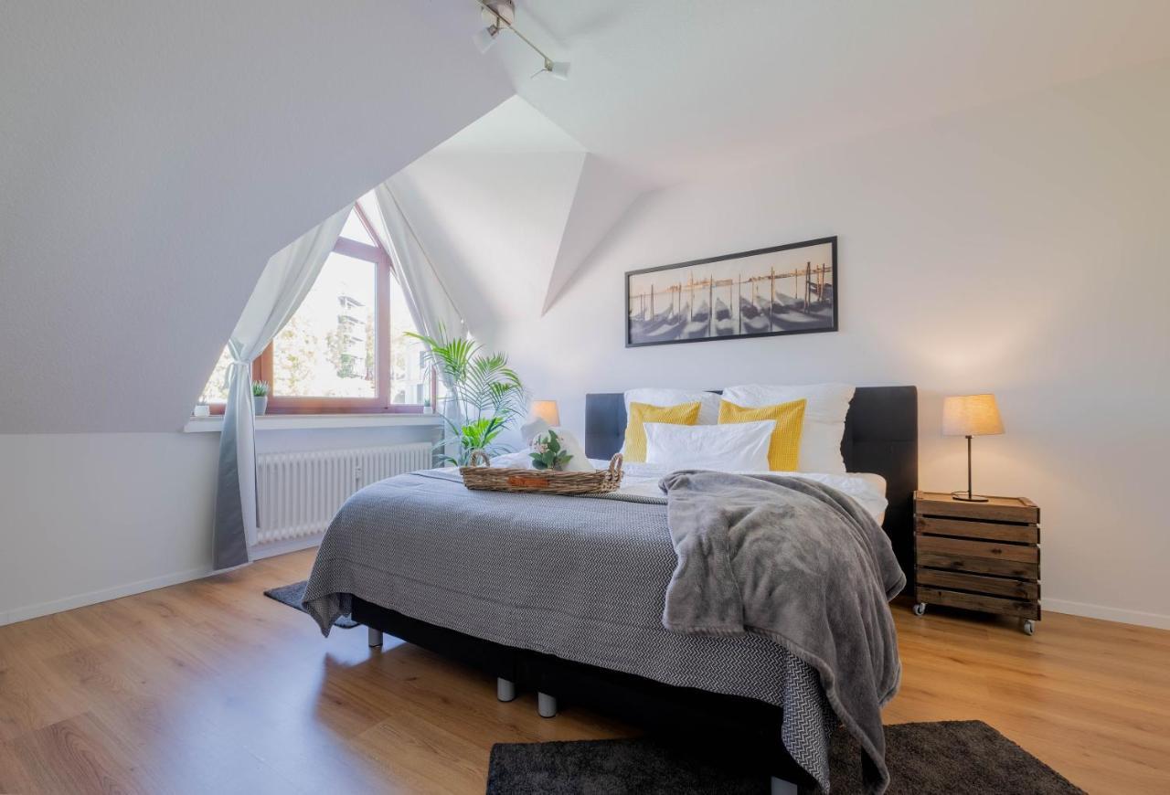 Apartments An Der Universitaet Βούρπεταλ Εξωτερικό φωτογραφία