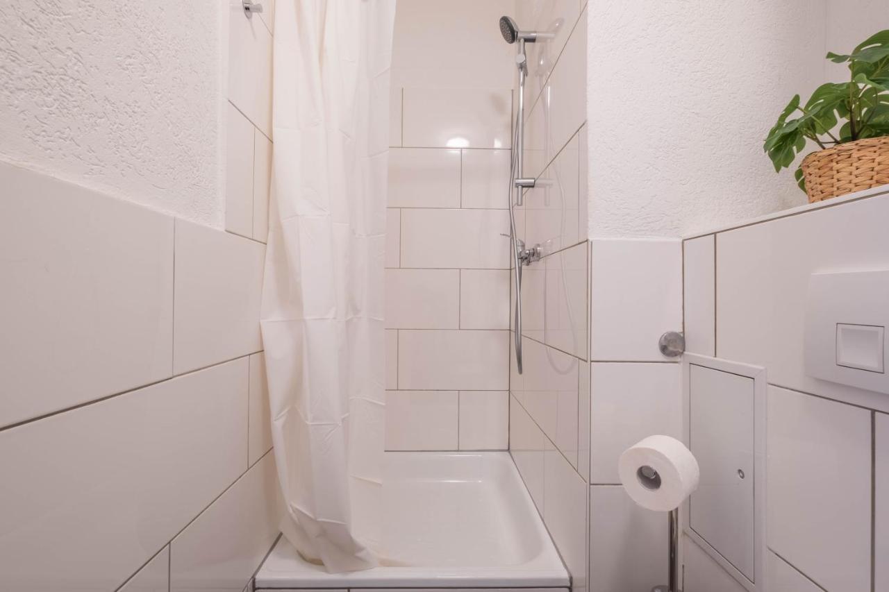 Apartments An Der Universitaet Βούρπεταλ Εξωτερικό φωτογραφία