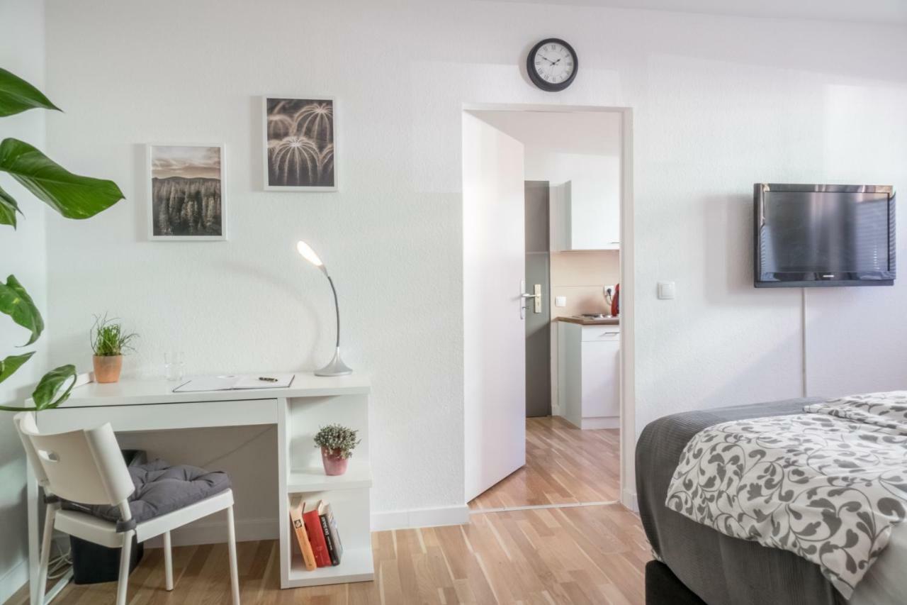 Apartments An Der Universitaet Βούρπεταλ Εξωτερικό φωτογραφία
